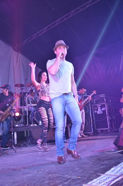 Banda Forró Sacode Colocou todo mundo Pra Dançar - Imagem 98