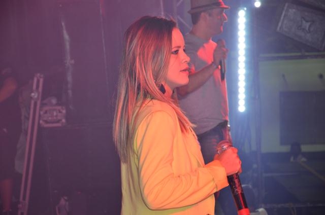 Banda Forró Sacode Colocou todo mundo Pra Dançar - Imagem 135