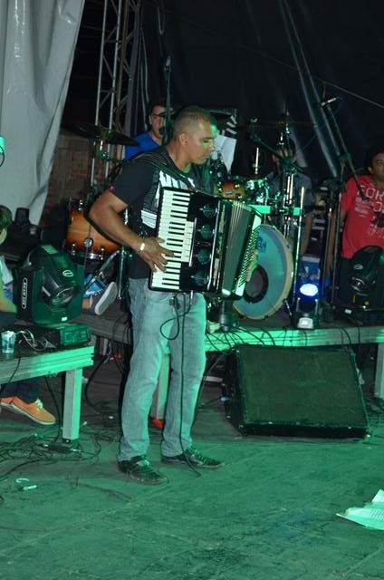 Banda Forró Sacode Colocou todo mundo Pra Dançar - Imagem 52