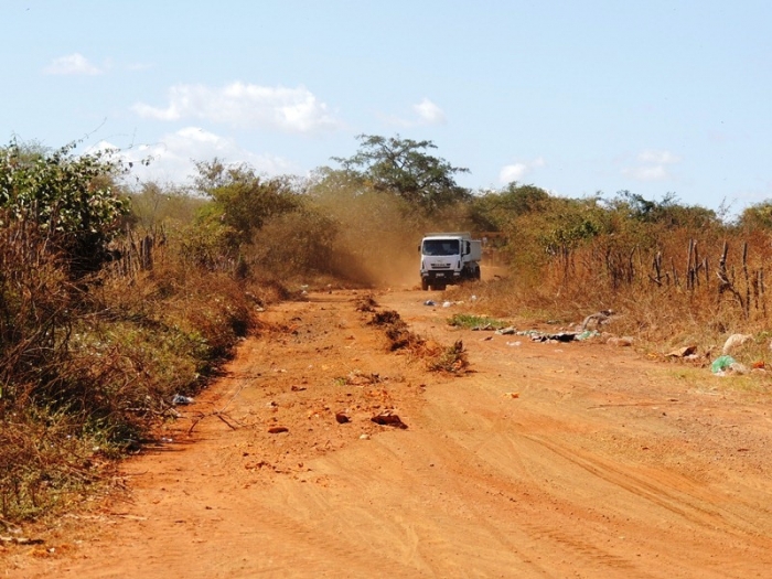 Estrada que liga cidade a comunidade Aroeira está sendo recuperada - Imagem 6