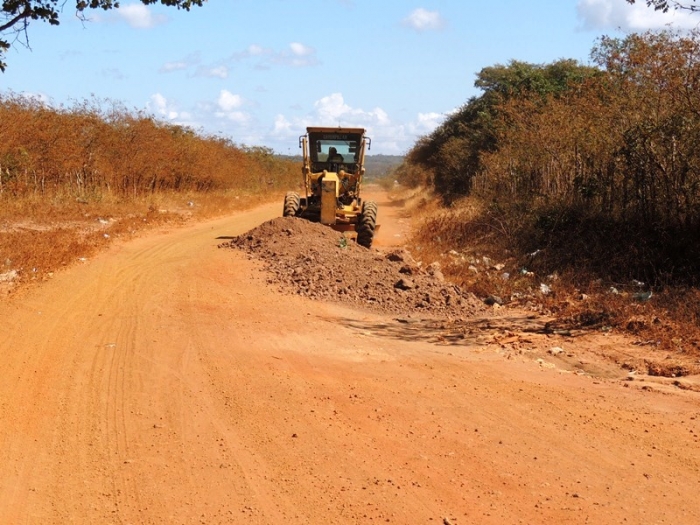 Estrada que liga cidade a comunidade Aroeira está sendo recuperada - Imagem 4