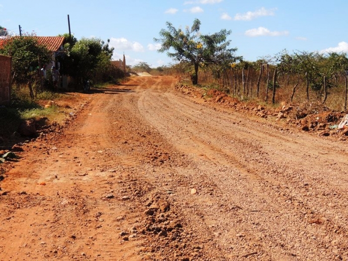 Estrada que liga cidade a comunidade Aroeira está sendo recuperada - Imagem 8