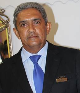 Prefeito esclarece sobre críticas à saúde