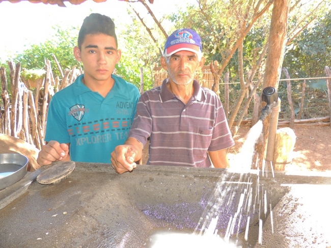 Comunidade Brejinho é beneficiada com abastecimento d’água - Imagem 10