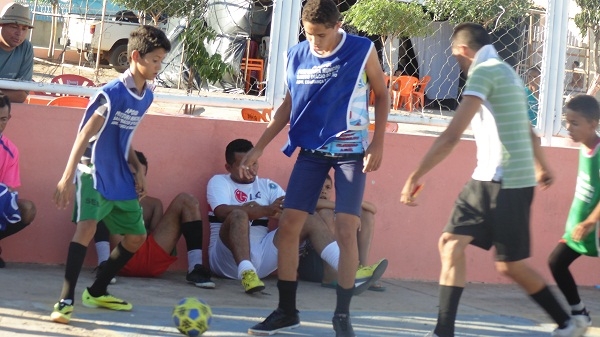 Campeonato de férias é realizado em Santo Inácio  - Imagem 15