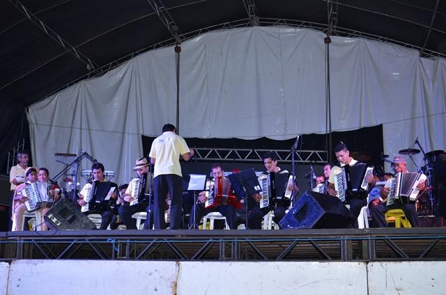 Orquestra Sanfônica Realizou sua apresentação na XXXI Semana da Juventude - Imagem 12