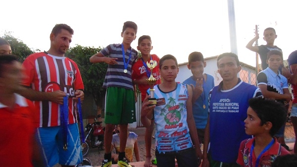 Campeonato de férias é realizado em Santo Inácio  - Imagem 2