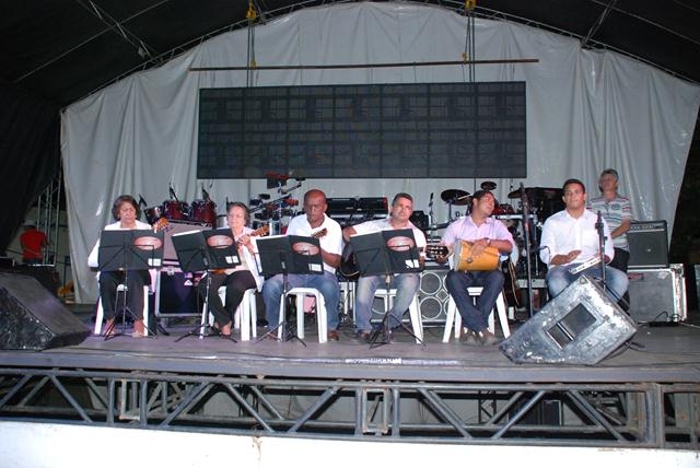 Grupo Novos Bandolins de Oeiras Participaram da XXXI Semana da Juventude - Imagem 4