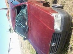 Motorista perde o controle da direção de carro e capota na PI-120 perto da cidade de Arraial - PI. - Imagem 3