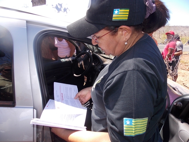 Motorista sai da pista bate em árvore e morre na PI-119  - Imagem 5