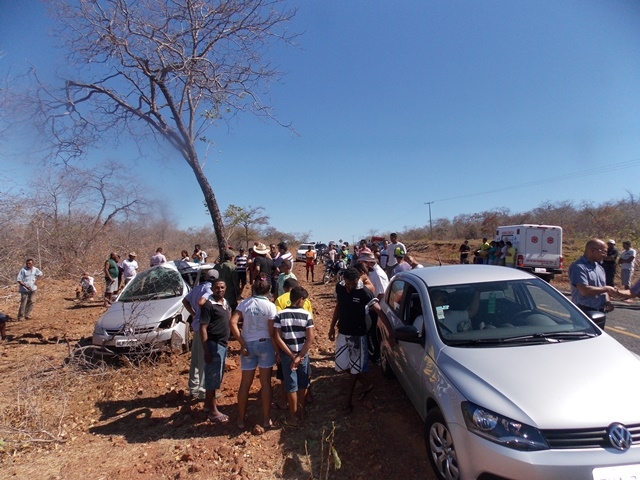 Motorista sai da pista bate em árvore e morre na PI-119  - Imagem 34