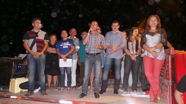 Prefeito Venicio do Ó inaugura calçamento no Curral de Pedras - Imagem 4