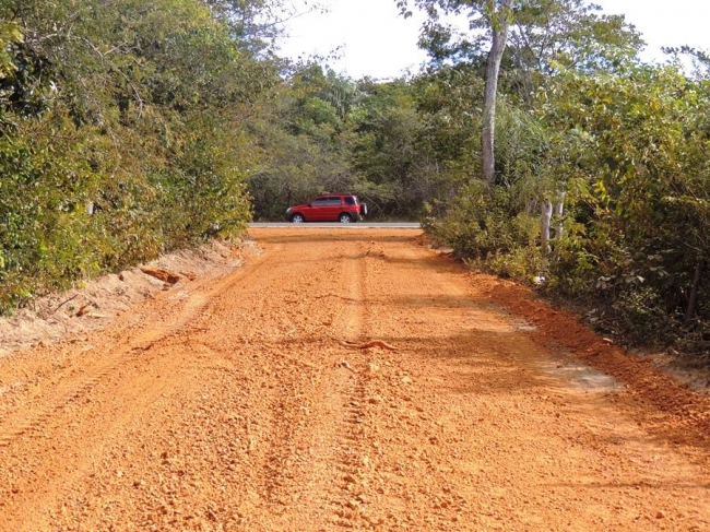Prefeitura promove melhoria na estrada da Barroca - Imagem 19