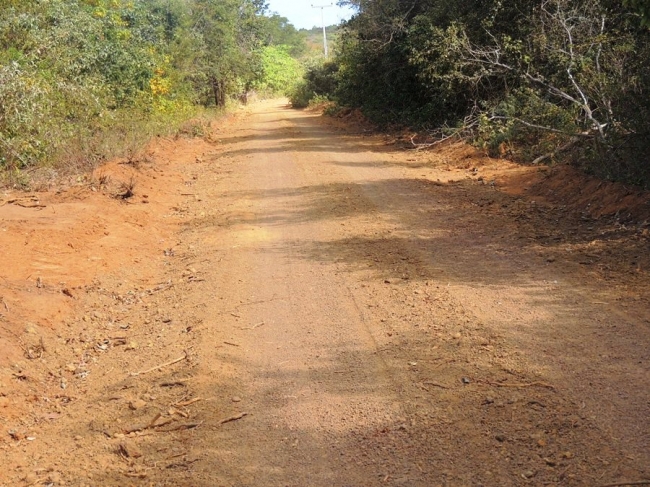 Prefeitura promove melhoria na estrada da Barroca - Imagem 8