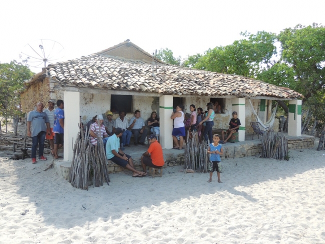 Prefeita Neuma Café visita comunidade a convite dos moradores - Imagem 8