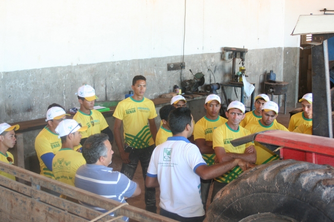 A Prefeitura de Currais esta Realizando mas um curso de operador de maquinas agricolas - Imagem 1