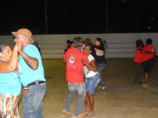 Assistência Social realiza festa para os Idosos - Imagem 4