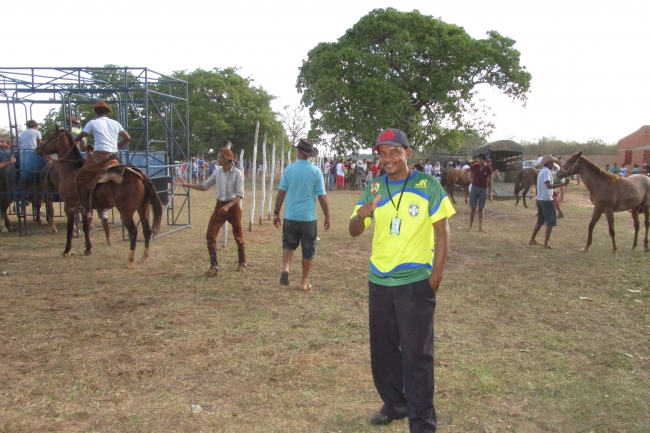 Prefeito: LAN de Passagem Franca encerra os Festejos com três Bandas em Praça pública - Imagem 15