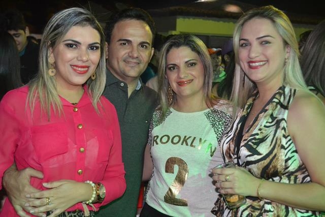 2ª noite do aniversario de Pimenteiras teve Forro dos Plays e Filé - Imagem 65