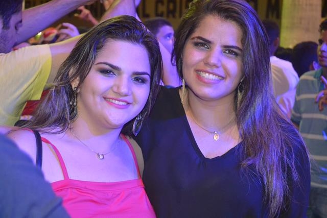 2ª noite do aniversario de Pimenteiras teve Forro dos Plays e Filé - Imagem 7