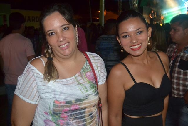 2ª noite do aniversario de Pimenteiras teve Forro dos Plays e Filé - Imagem 62