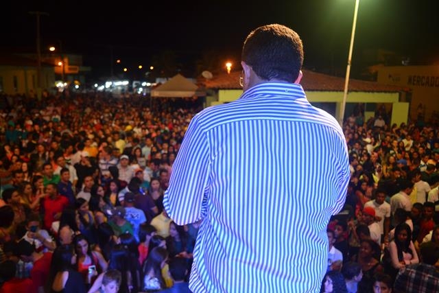 2ª noite do aniversario de Pimenteiras teve Forro dos Plays e Filé - Imagem 82