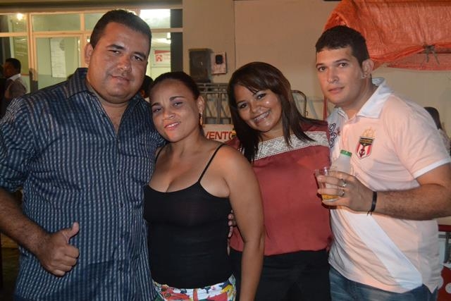 2ª noite do aniversario de Pimenteiras teve Forro dos Plays e Filé - Imagem 2