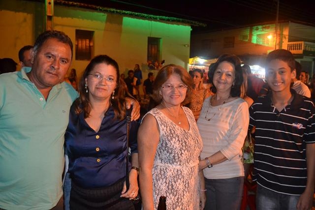 2ª noite do aniversario de Pimenteiras teve Forro dos Plays e Filé - Imagem 53