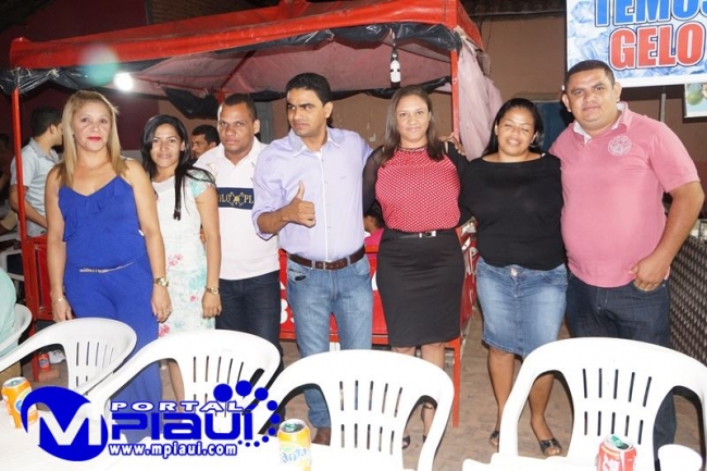 Cavalgada e festa em praça encerra o festejo de Passagem Franca Piauí  - Imagem 4