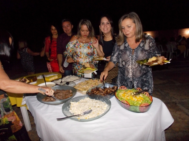 Fátima Batista reuniu familiares e amigos para comemorar seus 60 anos - Imagem 16