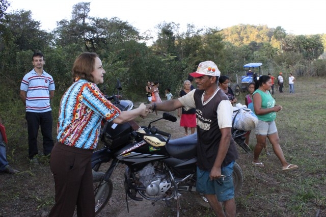 Prefeita Dra. Salete Rêgo visita agricultores na localidade caraíbas - Imagem 14
