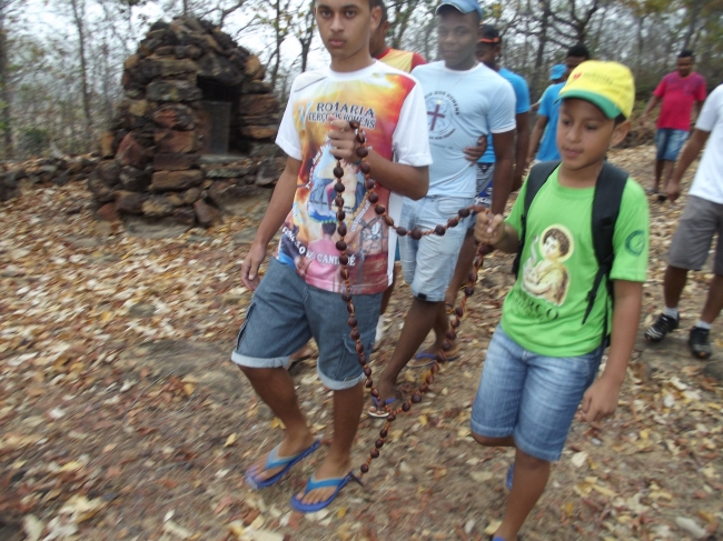 Grupo do terço dos homens de São João da Varjota completa nove anos de fundação - Imagem 27