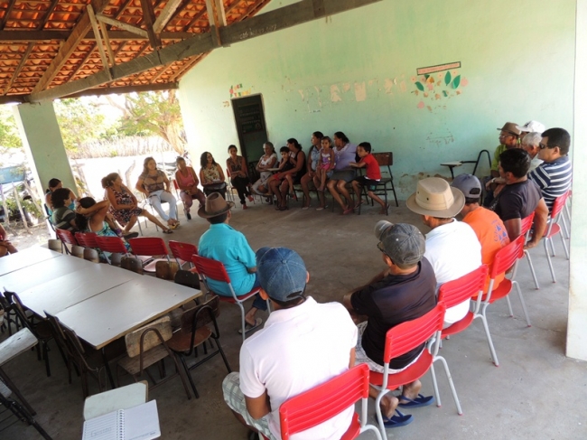 Em visita às comunidades, prefeita ouve e atende reivindicações - Imagem 22