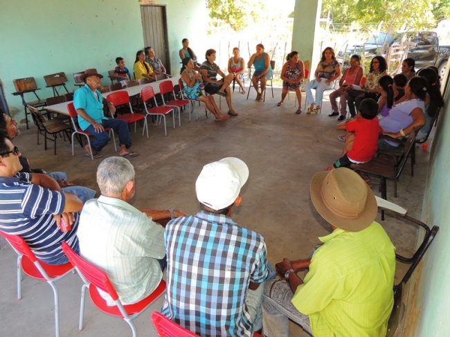 Em visita às comunidades, prefeita ouve e atende reivindicações - Imagem 21