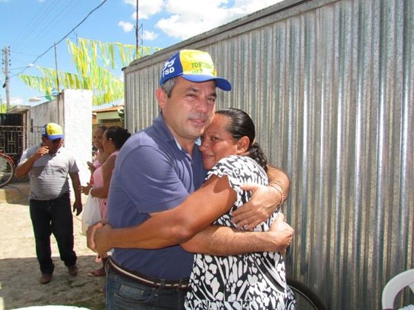 Prefeito Edílson Capote organiza reunião com autoridades e a população em geral - Imagem 21