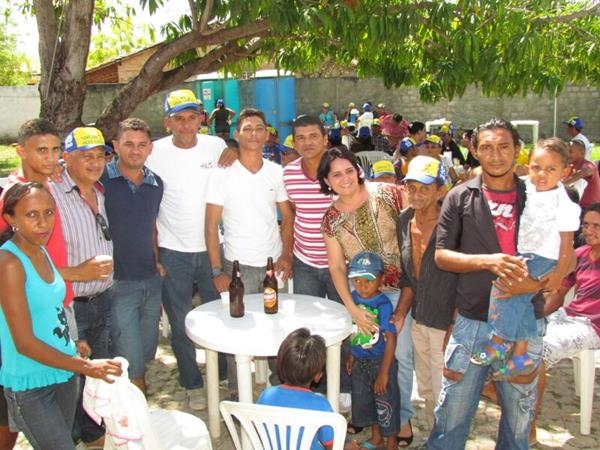 Prefeito Edílson Capote organiza reunião com autoridades e a população em geral - Imagem 49