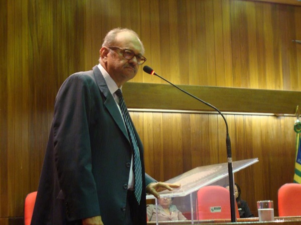 Surto de Dengue em municípios preocupa parlamentar 