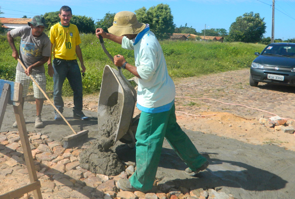 Moradores  da Av. João Siqueira solicitaram  quebra-molas e  foram atendidos pela PMB