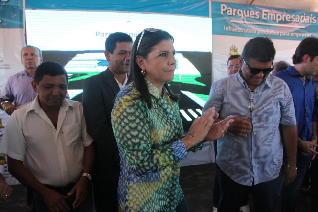 Roseana Sarney lança e assina ordem de serviço do Parque Empresarial de Timon