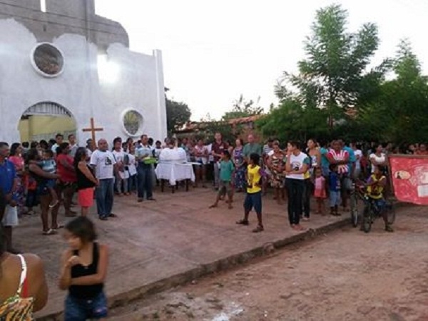 Começaram os Festejos de São Domingos no Bairro Piçarreira - Imagem 2