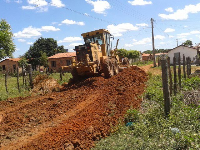 Prefeitura de Barras atende reivindicação de moradores - Imagem 8