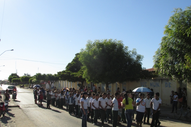 Rede Municipal de Ensino Faz o seu primeiro Ensaio para desfile de 7 de setembro em Agricolândia - Imagem 15