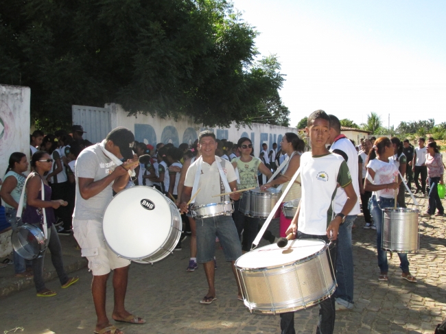 Rede Municipal de Ensino Faz o seu primeiro Ensaio para desfile de 7 de setembro em Agricolândia - Imagem 1