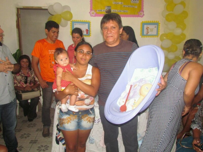 Prefeito Edílson Capote participa de atividade em CRAS - Imagem 3