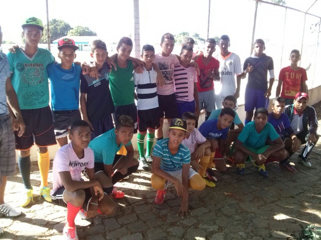 Jovens de Francinópolis participam de peneira do Vasco da Gama em Agua Branca - PI - Imagem 1