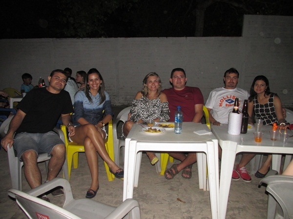 Manoel Neto oferece churrasco para familiares e amigos no seu mais novo empreendimento - Imagem 27