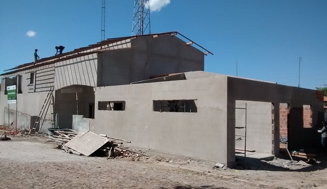 Obras da UBS do povoado Estreito em Buriti dos Lopes seguem em ritmo acelerado - Imagem 1