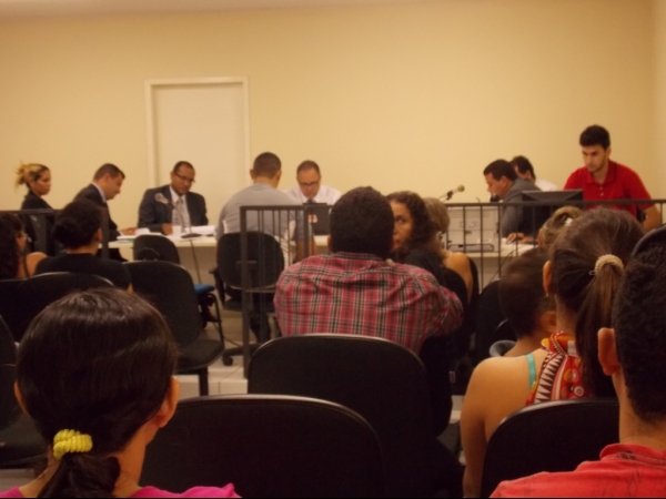 Realizada primeira audiência do assassinato Neylivia Oliveira da Costa - Imagem 11