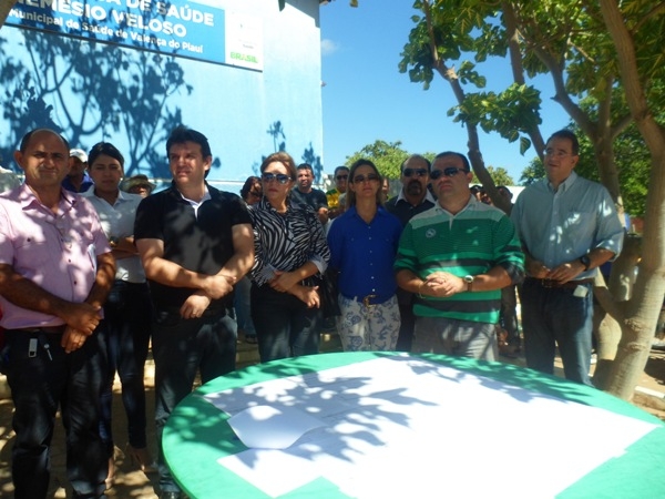 É assinada a ordem de serviços do Ginásio Poliesportivo do Bairro Lavanderia - Imagem 4