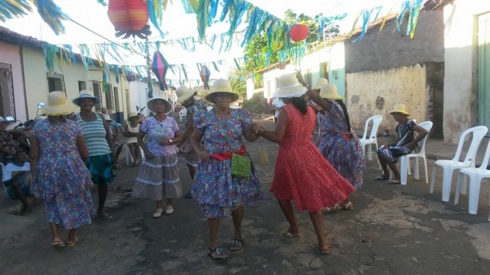 CRAS realiza festa junina com Grupos de Fortalecimento de Vínculos - Imagem 4